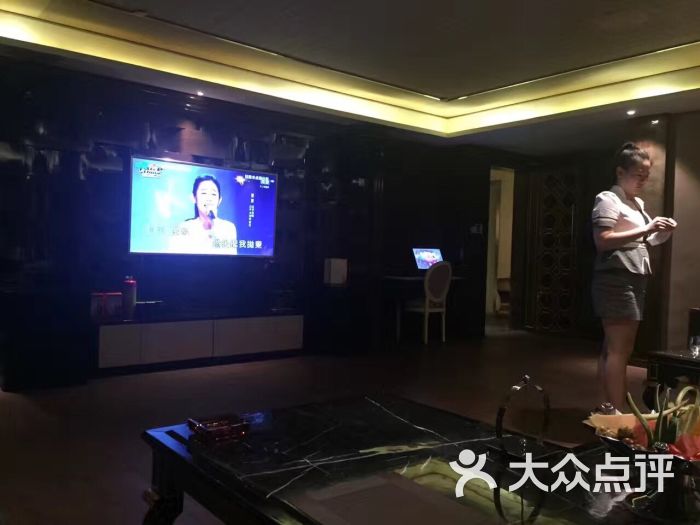 南昌水晶8号KTV夜总会