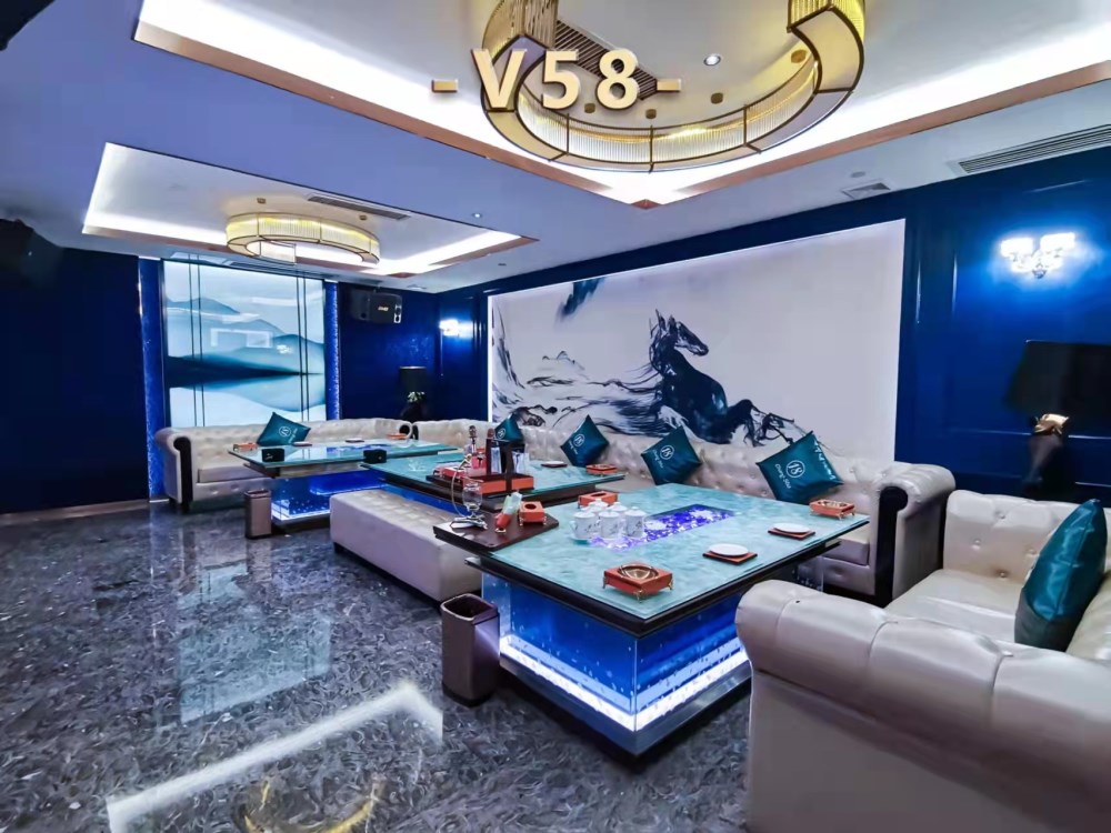 重庆金秋一号KTV高薪急聘公关，日结薪资