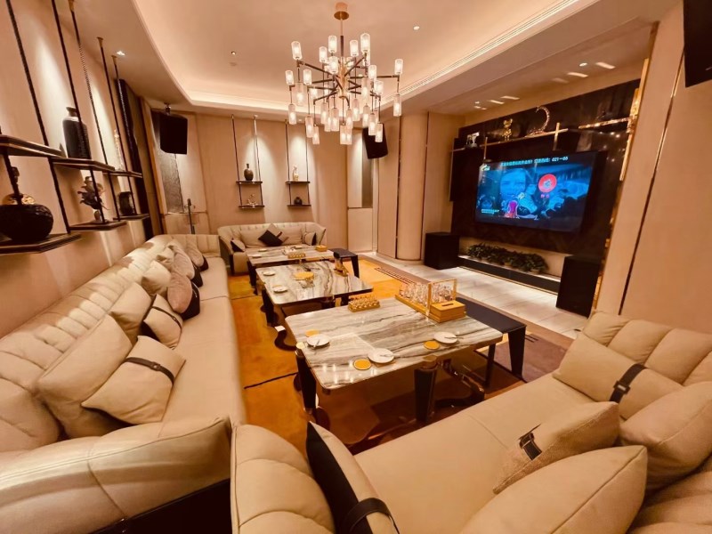 深圳夜场高薪急聘酒水促销，日结薪资，免押金轻松入职！