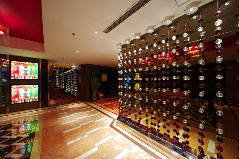 西安华丽汇夜总会高薪急聘模特，无押金/无费用，需求量大！