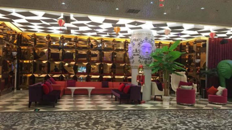 福州高端夜总会高薪急聘模特，小费日结待遇